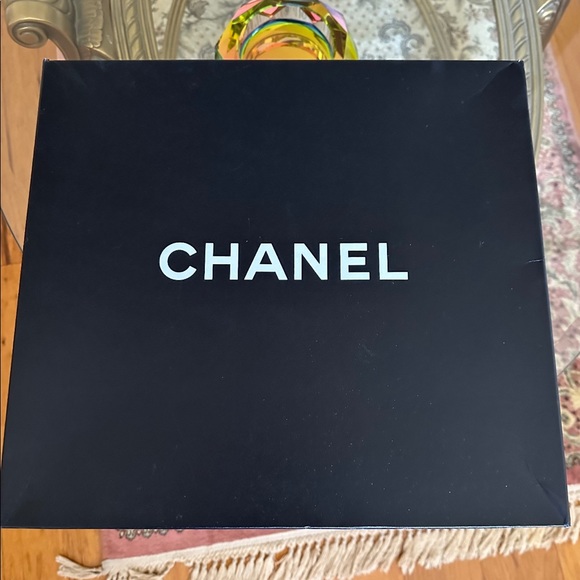 Vintage Chanel jumbo bag - Picture 3 of 16